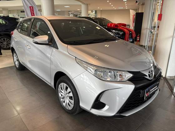 TOYOTA YARIS 1.5 16V FLEX SEDAN XL MULTIDRIVE TOYOTA YARIS 1.5 16V FLEX SEDAN XL MULTIDRIVE